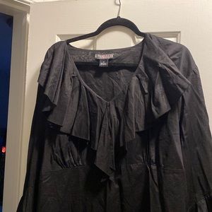 Pyramid Collection 2xl flowing black plunge blouse pirate